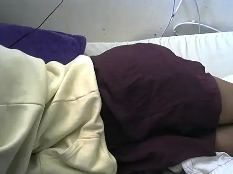 Snapshot of Ma-yolo001 chatting on 10.02.25 Ma-yolo001 online show from 10.02.25