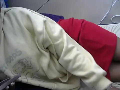 Snapshot of Ma-yolo001 chatting on 10.13.25 Ma-yolo001 online show from 10.13.25