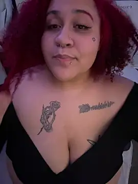 Snapshot of Juicyjordie chatting on 07.18.26 Juicyjordie online show from 07.18.26