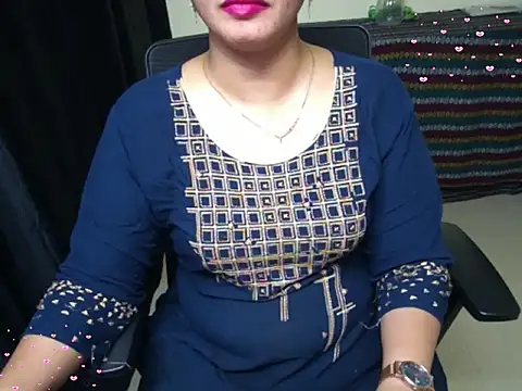 Arushisingh8888 online show from 12.04.25