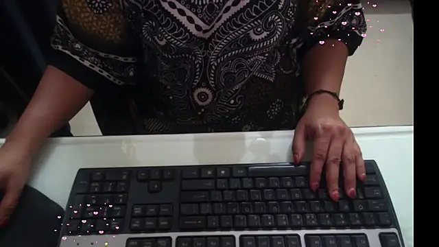 Arushisingh8888 online show from 04.17.26