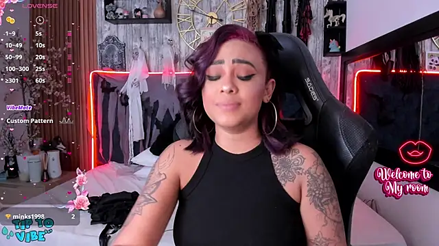 Neko Misaki online show from 01.05.25