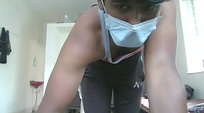 Snapshot of 2003vickey chatting on 01.13.25 2003vickey online show from 01.13.25