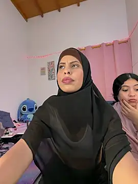 Snapshot of JannaNader12 chatting on 05.19.26 JannaNader12 online show from 05.19.26