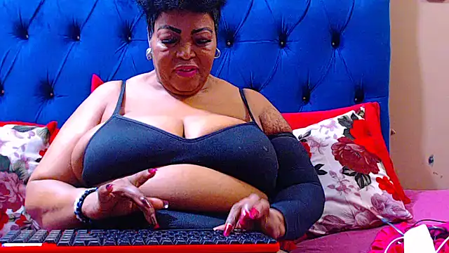 ebonycandy10 online show from 12.01.25