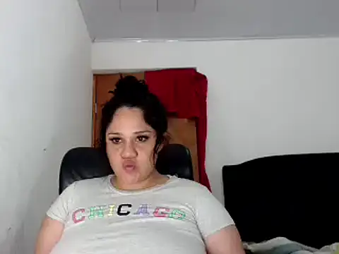 Snapshot of melissa4855 chatting on 01.13.25 melissa4855 online show from 01.13.25