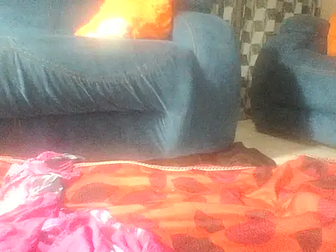 Snapshot of Naivegirrl chatting on 03.14.25 Naivegirrl online show from 03.14.25