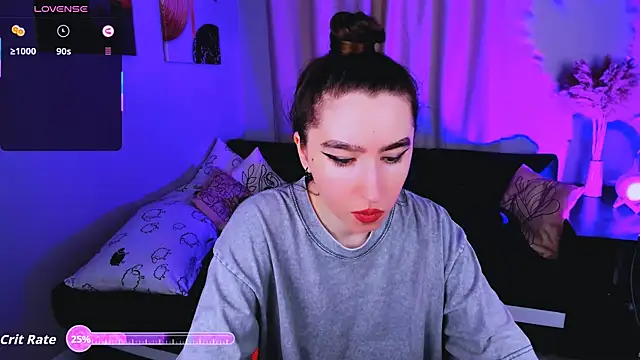 Snapshot of Lily_xBabe chatting on 10.02.25 Lily xBabe online show from 10.02.25