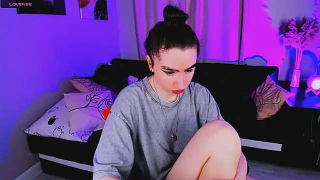 Snapshot of Lily_xBabe chatting on 10.04.25 Lily xBabe online show from 10.04.25