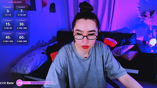 Snapshot of Lily_xBabe chatting on 11.09.25 Lily xBabe online show from 11.09.25