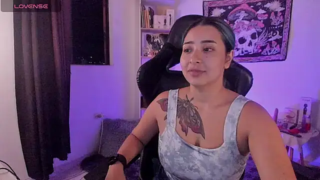 sweetcoralinee online show from 10.08.25