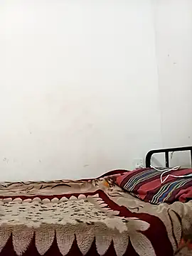 Snapshot of littlequeen77 chatting on 01.06.25 littlequeen77 online show from 01.06.25