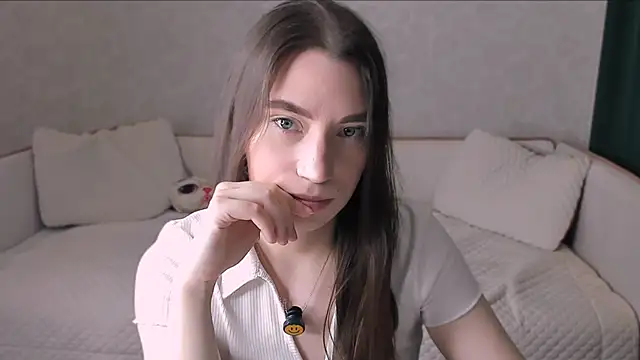 Snapshot of pussyhome2407 chatting on 11.22.25 pussyhome2407 online show from 11.22.25