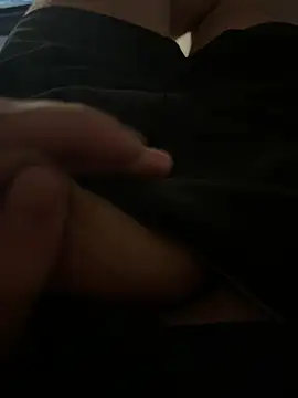 Snapshot of fuckitzer chatting on 05.25.26 fuckitzer online show from 05.25.26