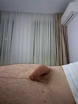 Snapshot of petarpalashev8777 chatting on 10.29.25 petarpalashev8777 online show from 10.29.25