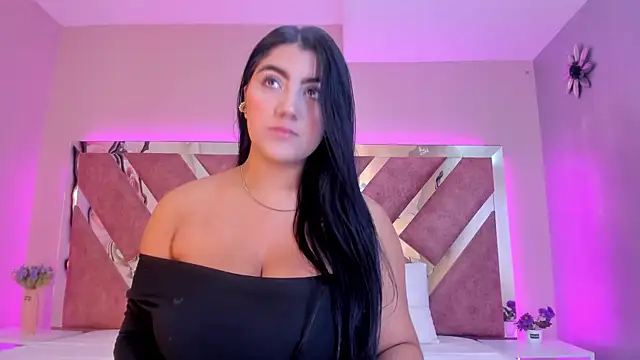 PaulinaDuarte online show from 12.10.24
