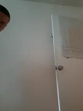 Snapshot of andresbigcock9 chatting on 10.26.25 andresbigcock9 online show from 10.26.25