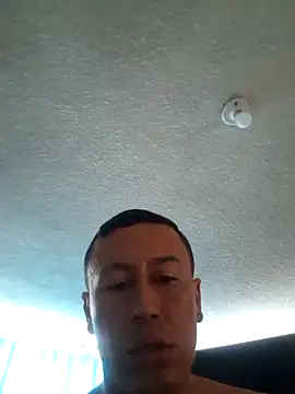 Snapshot of andresbigcock9 chatting on 11.08.25 andresbigcock9 online show from 11.08.25