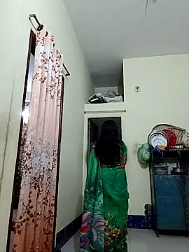 Snapshot of Payel-Sen chatting on 01.18.25 Payel-Sen online show from 01.18.25