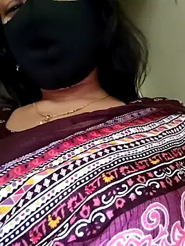 Snapshot of Payel-Sen chatting on 01.22.25 Payel-Sen online show from 01.22.25