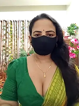 Snapshot of Payel-Sen chatting on 10.15.25 Payel-Sen online show from 10.15.25