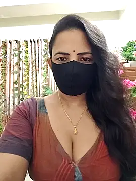 Snapshot of Payel-Sen chatting on 10.17.25 Payel-Sen online show from 10.17.25