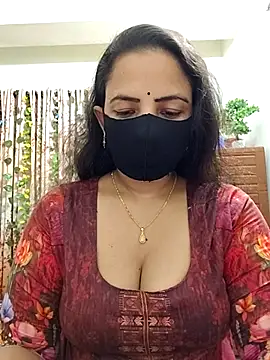 Snapshot of Payel-Sen chatting on 10.21.25 Payel-Sen online show from 10.21.25