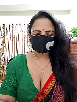 Snapshot of Payel-Sen chatting on 10.26.25 Payel-Sen online show from 10.26.25