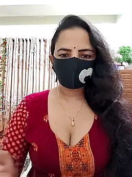 Snapshot of Payel-Sen chatting on 10.27.25 Payel-Sen online show from 10.27.25