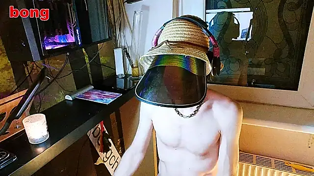 Snapshot of BongChannel chatting on 01.06.25 BongChannel online show from 01.06.25