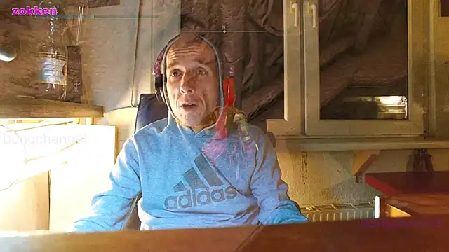 Snapshot of BongChannel chatting on 01.20.25 BongChannel online show from 01.20.25