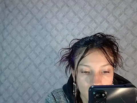 Emma-Wilson online show from 03.31.26