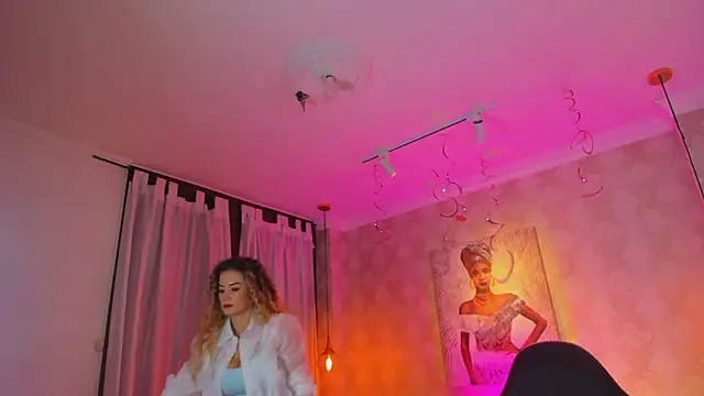 Shantall   online show from 02.06.26