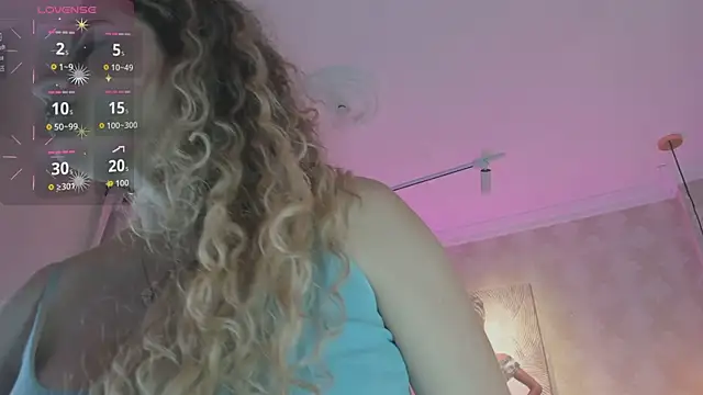Snapshot of Shantall__ chatting on 04.24.26 Shantall online show from 04.24.26