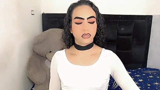 Michell Queen online show from 01.04.25