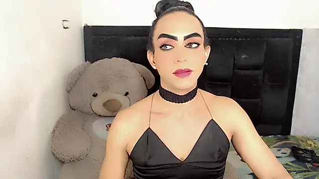 Michell Queen online show from 01.06.25