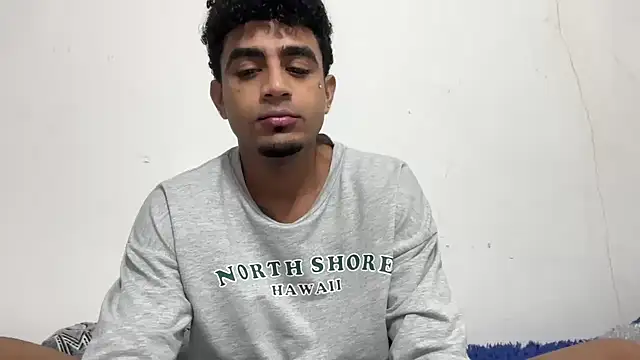 Snapshot of dominic_brandd23 chatting on 10.03.25 dominic brandd23 online show from 10.03.25