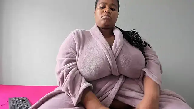ThickLeeyanaX online show from 03.15.25