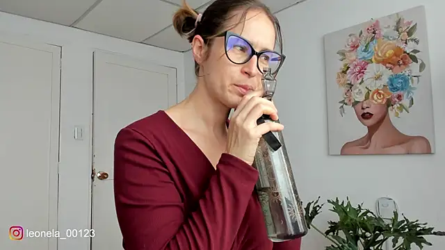 cuddlingbunny online show from 06.12.26