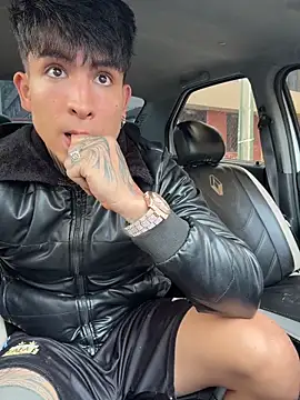 Snapshot of _Tomy08calderon chatting on 11.06.25 Tomy08calderon online show from 11.06.25