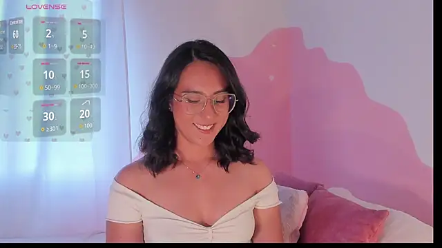 DaraBeckett online show from 04.07.26