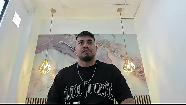 Snapshot of BrianMalonee chatting on 10.13.25 BrianMalonee online show from 10.13.25