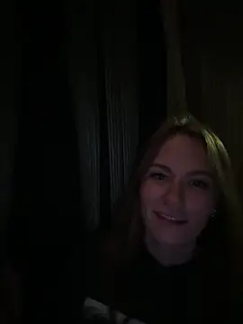 Snapshot of selenaluvv chatting on 02.18.25 selenaluvv online show from 02.18.25