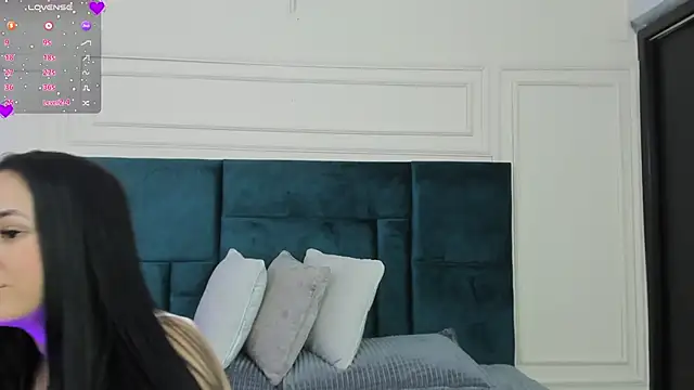 Sara bonnie online show from 03.21.25