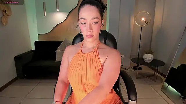 AlessaRomero online show from 01.13.25