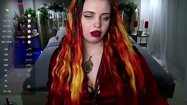 Miss Maya Mils online show from 01.06.25