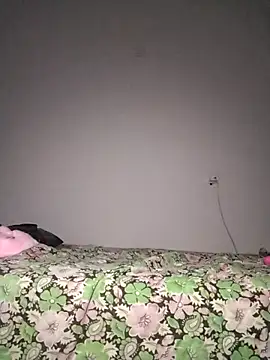 Snapshot of Sexygarl1024 chatting on 11.10.25 Sexygarl1024 online show from 11.10.25