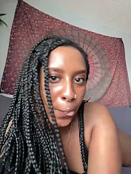 Your Paris online show from 01.29.25