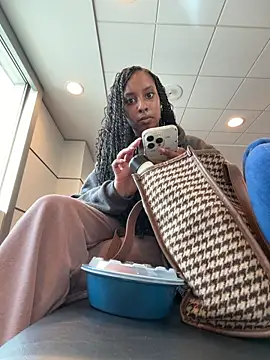 Your Paris online show from 04.11.26