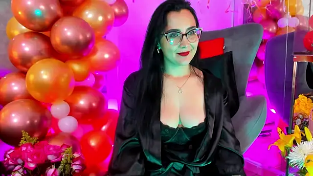 Evangeline Taylorr online show from 01.02.25